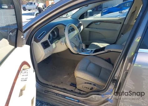 2011 Volvo Xc70 T6 из США, поврежденный, VIN YV4902BZ5B1113693